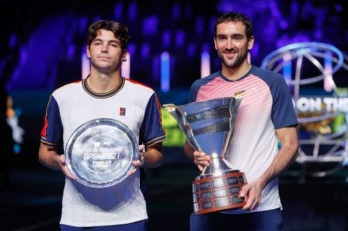 Fritz (bên trái) gặp Cilic (bên phải) là trận đấu dự kiến kéo dài trong 3 set