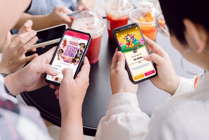 Lì xì online đang trở thành xu hướng ngày càng phổ biến dịp Tết. Ảnh minh họa: INT.