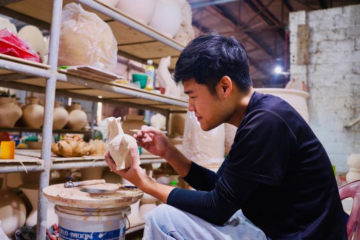 Nghệ nhân Nguyễn Hùng gửi gắm bao tâm tư và tình cảm của mình vào “đứa con tinh thần”.