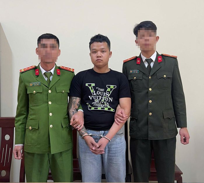 Hoàng Văn Khâm tại cơ quan Công an. Ảnh: Văn Hậu.