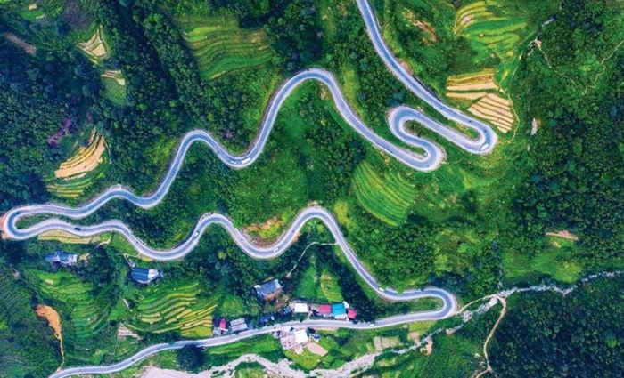 Đèo Mã Pì Lèng, Hà Giang. (@the_prabster)