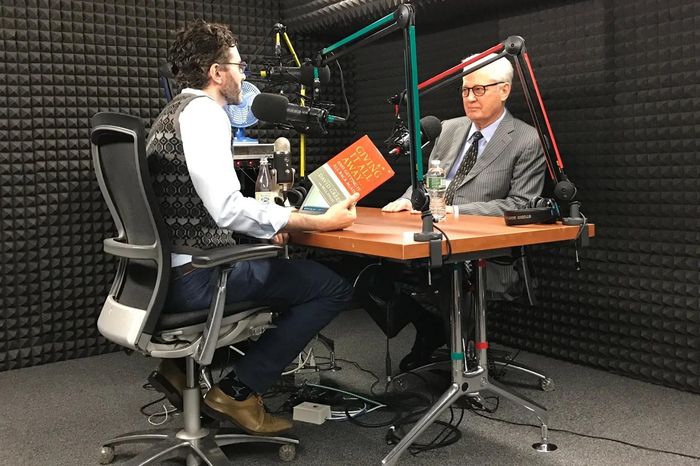 Một chương trình podcast The Daily của New York Times. Ảnh: Lauren A. Mcafee.