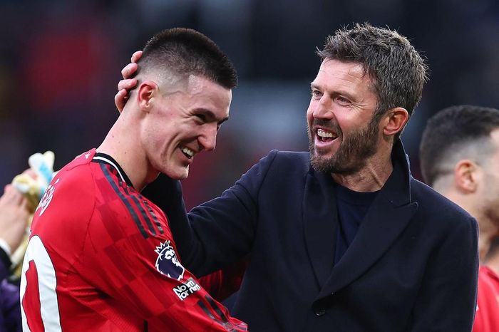 Carrick đang rất 'mát tay' với MU.