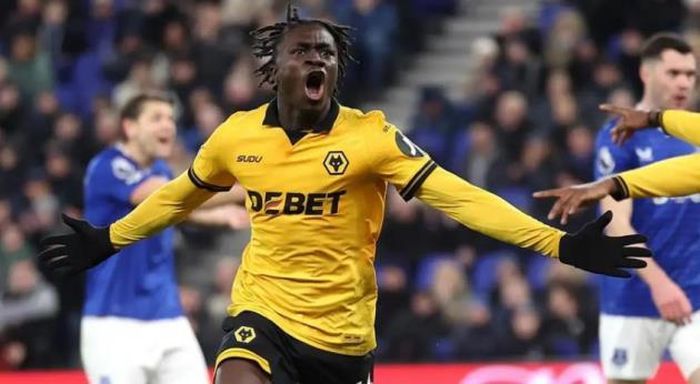 Mateus Mane tỏa sáng ở Wolves.
