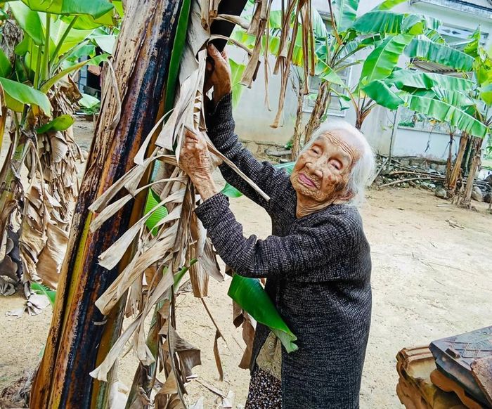 Tết này, bà Hai tròn 105 tuổi. Ảnh: Quang Hồi