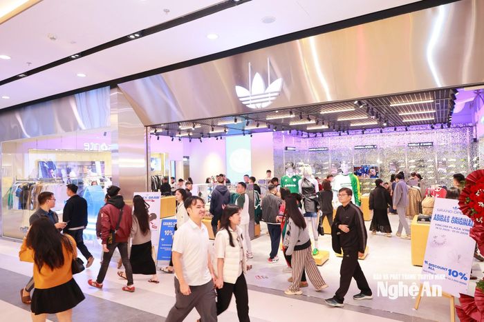 Vincom Vinh - điểm đến mới hấp dẫn Nghệ An. Ảnh: P.V