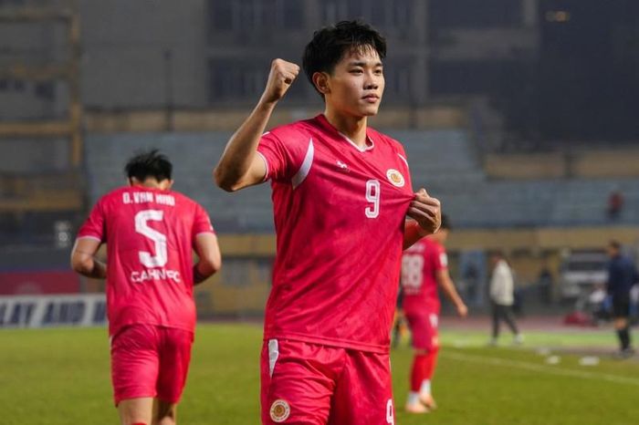 Do đã quá tuổi đá U23, án phạt của Đình Bắc sẽ được áp dụng cho 2 trận đấu tiếp theo của cầu thủ này ở cấp độ đội tuyển quốc gia.