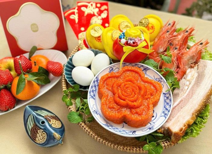 Không chỉ là lễ vật dâng hương, mâm tam sên còn thể hiện lòng thành kính, cầu mong công việc thuận lợi, buôn bán phát đạt. Ảnh: NVCC