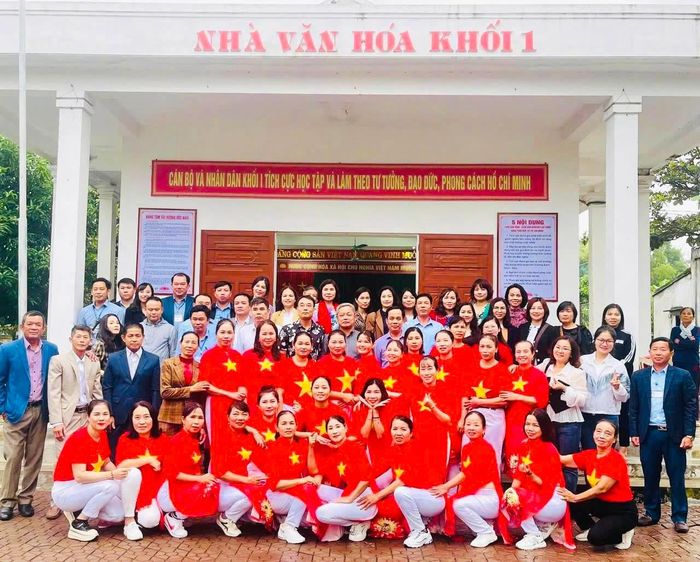 Phong trào thể dục, thể thao, văn nghệ của bà con khối Nghi Thu 1 luôn thuộc tốp đầu trong phường. Ảnh: CSCC
