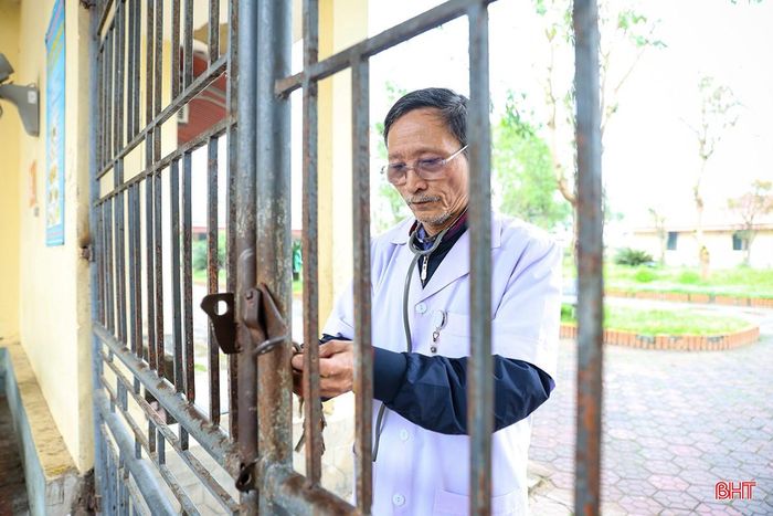 Công tác tại Bệnh viện Sức khỏe Tâm thần luôn tiềm ẩn nhiều nguy hiểm.
