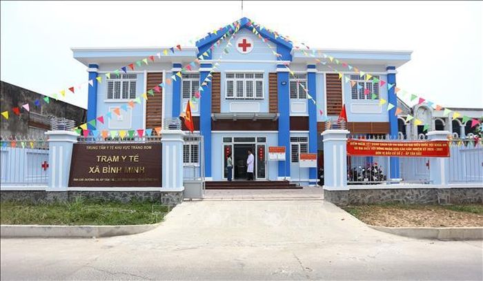 Trạm Y tế xã Bình Minh (tỉnh Đồng Nai) được đầu tư cơ sở vật chất khang trang đáp ứng nhu cầu tiếp cận dịch vụ y tế ngay tại địa phương của người dân. Ảnh: Lê Xuân/TTXVN