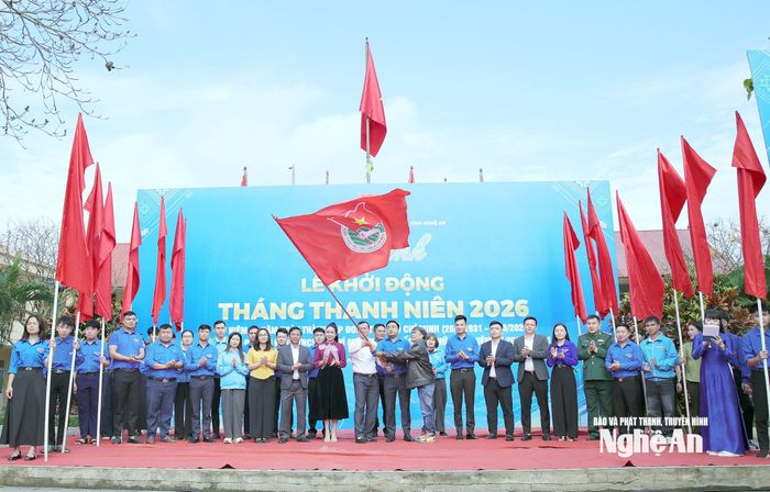 Nghi thức khởi động Tháng Thanh niên. Ảnh: Thanh Quỳnh