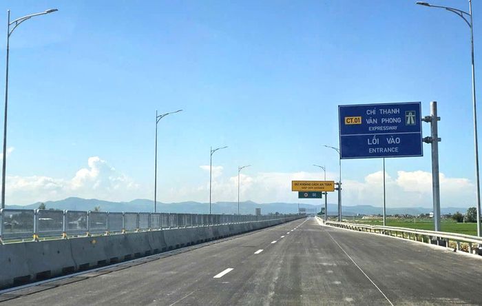 Cao tốc Chí Thạnh - Vân Phong đang được gấp rút hoàn thành, đưa vào khai thác.