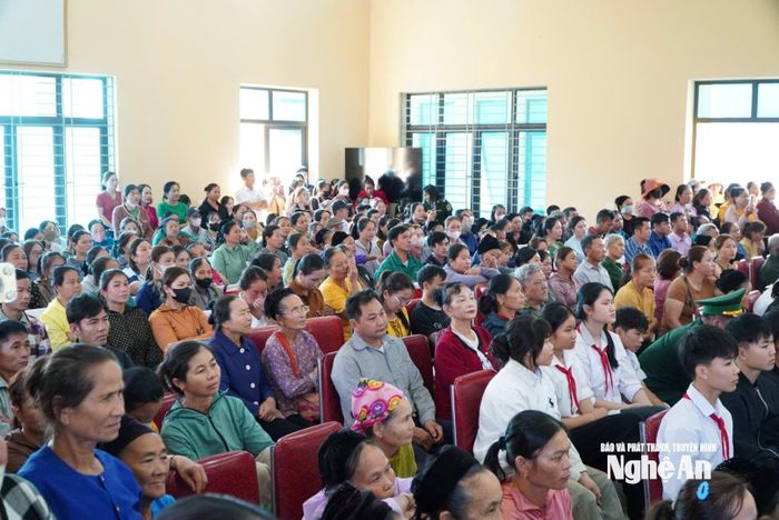 Đông đảo người dân xã Môn Sơn đã tham gia ngày hội. Ảnh: Bá Hậu