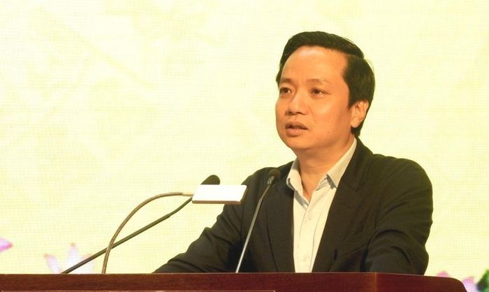 Chủ tịch UBND tỉnh Lê Hải Hòa phát biểu tại hội nghị.