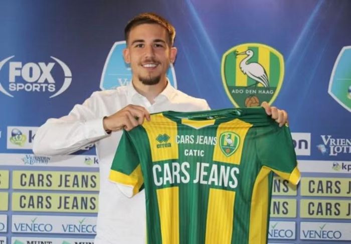 Tiền đạo Amar Catic, người từng khoác áo CLB PSV Eindhoven tại Hà Lan và đã tập luyện cùng Thanh Hóa suốt hai tháng qua.