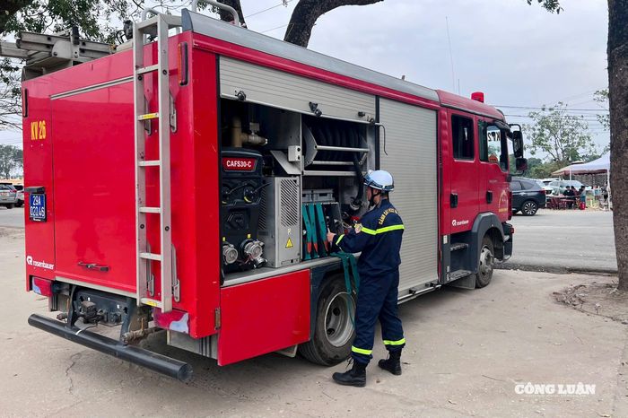 Việc chủ động triển khai đồng bộ các biện pháp phòng ngừa đã góp phần nâng cao ý thức của người dân, du khách khi tham gia lễ hội. Nhờ đó, dù lượng người đổ về đông, các hoạt động tâm linh và văn hóa vẫn diễn ra trong không khí trang nghiêm, an toàn.