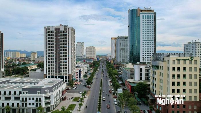 Đường Quang Trung tập trung nhiều dự án bất động sản. Ảnh: Trân Châu