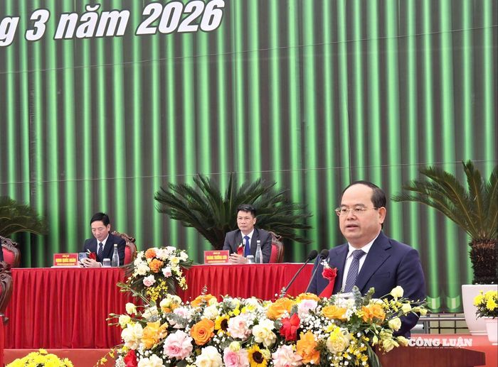 Ông Quản Minh Cường, Bí thư Tỉnh Ủy Quảng Ninh phát biểu tại Lễ giao nhận quân năm 2026.