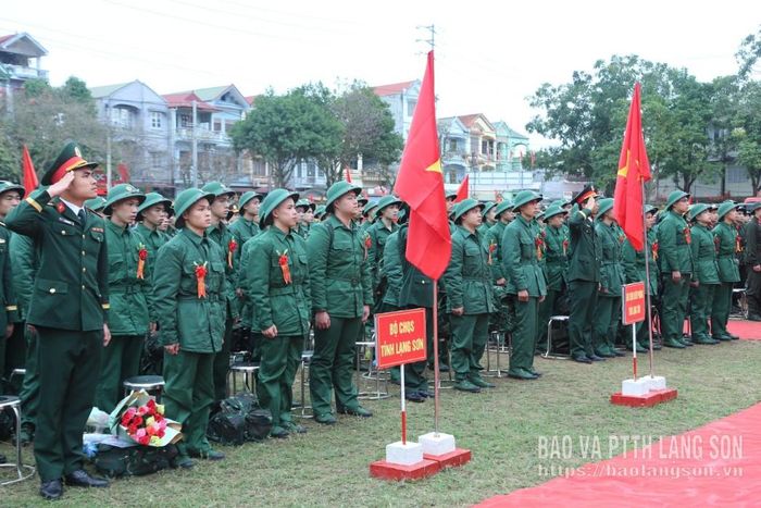 Các tân binh tại điểm giao nhận quân số 1, Ban Chỉ huy phòng thủ khu vực 1 - Thất Khê