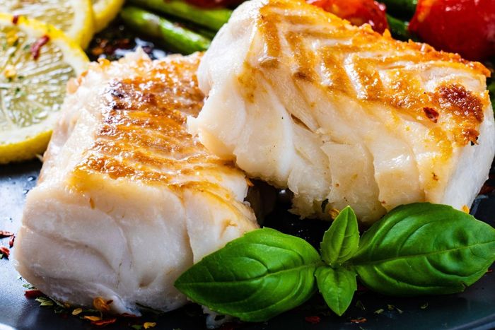  Cá tuyết giàu protein và B12, tốt cho sức khỏe. Ảnh: Sizzlefish. 