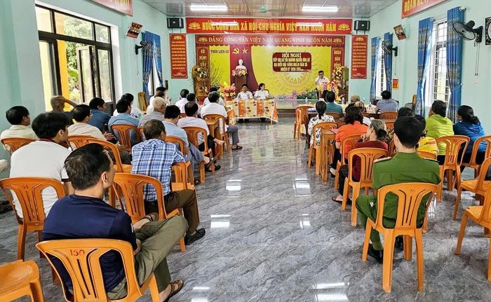 Hội nghị tiếp xúc cử tri với người ứng cử đại biểu HĐND xã Lệ Ninh, nhiệm kỳ 2026-2031 - Ảnh: L.C