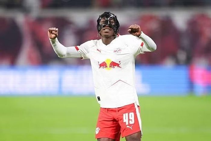 Yan Diomande từng được Man United liên hệ hồi tháng 1, song đội bóng Bundesliga khẳng định không bán cầu thủ giữa mùa.