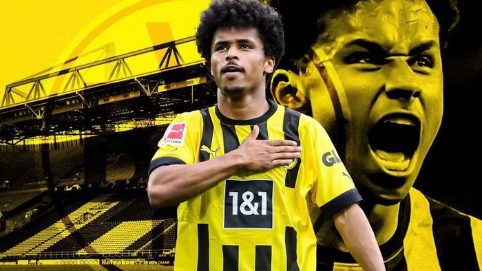 Theo BILD, tuyển thủ Đức Karim Adeyemi đang trì hoãn việc gia hạn hợp đồng với CLB Borussia Dortmund và bỏ ngỏ khả năng tìm bến đỗ mới.