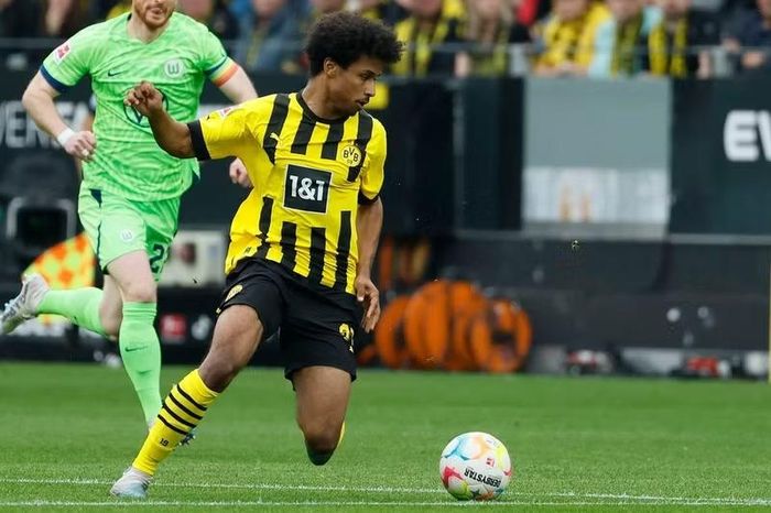 Quỷ đỏ cũng được cho là tái khởi động sự quan tâm tới Karim Adeyemi của Borussia Dortmund.