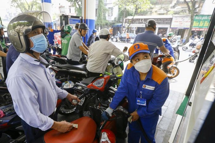 Bộ Công thương khuyến nghị người dân chủ động thực hành tiết kiệm năng lượng. Ảnh: Đức Thanh