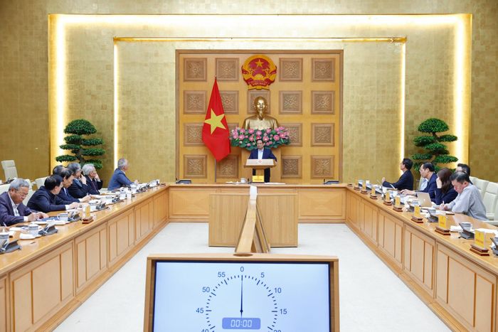 Quang cảnh cuộc họp.