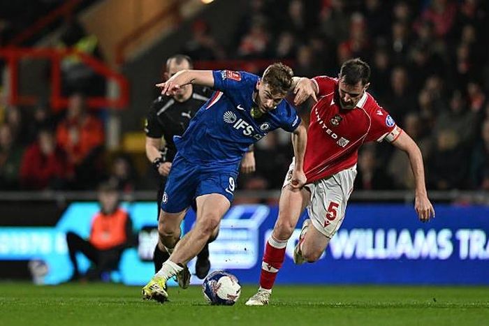 Liam Delap - 6 điểm: Thi đấu trách nhiệm trong khâu giữ bóng và ghi bàn thắng mở tỷ số sau pha đột phá dũng mãnh.