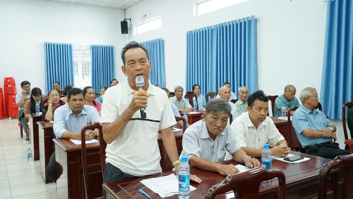  Cử tri kiến nghị nhiều vấn đề liên quan bảo đảm an sinh xã hội, môi trường và an ninh trật tự 