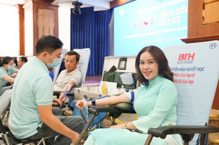Hoạt động hiến máu tình nguyện lần này tiếp tục khẳng định nghĩa cử cao đẹp của người lao động Công ty TNHH MTV Petrolimex Sài Gòn, góp phần làm cho Tháng Thanh niên 2026 thêm ý nghĩa, thiết thực và giàu tính lan tỏa.