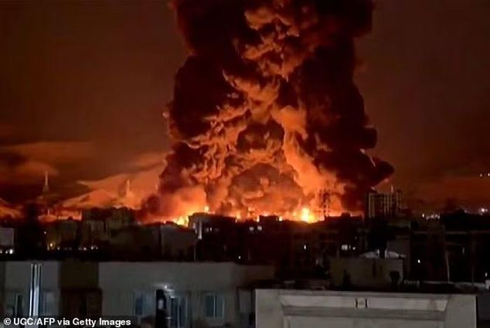 Hai phi cơ E-6B Mercury đã được nhìn thấy hướng về Trung Đông hôm 5/3, vài ngày sau khi Mỹ và Israel tấn công Iran. Nguồn: Daily Mail.