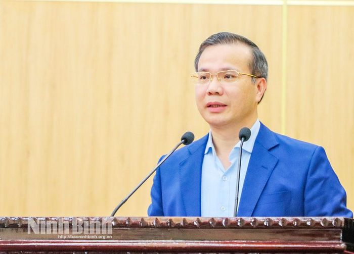 Đồng chí Nguyễn Xuân Tuyển, Phó Giám đốc Sở Nội vụ thông tin về công tác lãnh đạo, chỉ đạo, tổ chức bầu cử đại biểu Quốc hội khóa XVI và đại biểu Hội đồng nhân dân các cấp nhiệm kỳ 2026 - 2031.