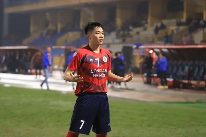 Theo thống kê, dù đã có 6 trận ra sân trong màu áo CLB sau VCK U23 châu Á, Đình Bắc vẫn chưa ghi được bàn thắng nào.