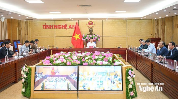 Toàn cảnh điểm cầu tại UBND tỉnh Nghệ An. Ảnh: Thành Cường