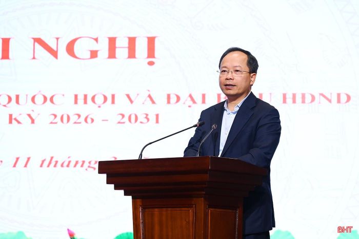Đồng chí Nguyễn Duy Lâm - Ủy viên BCH Trung ương Đảng, Bí thư Tỉnh ủy, Trưởng ban Chỉ đạo bầu cử tỉnh kết luận hội nghị.