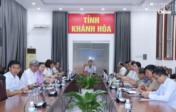 Các đại biểu dự hội nghị tại điểm cầu Khánh Hòa.