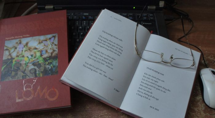 Thơ ca được cất lên từ những trải nghiệm cá nhân, từ nỗi buồn, niềm vui, tình yêu, hay nỗi đau - điều mà AI không thể có được.