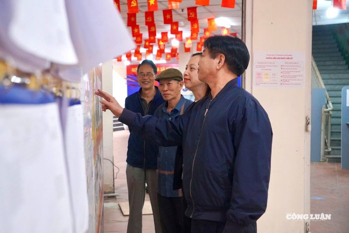 Ai nấy đều phấn khởi, sẵn sàng hướng tới ngày bầu cử.