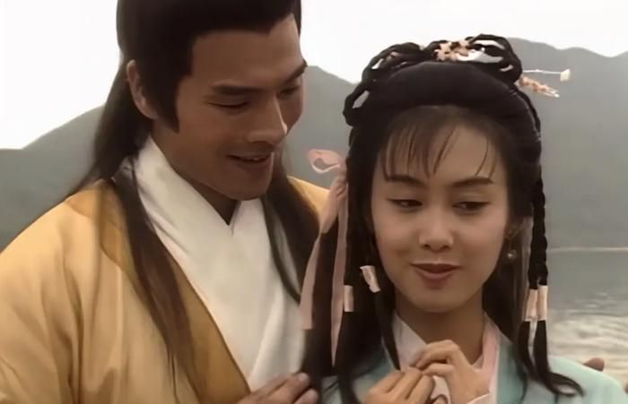 Hình ảnh Âu Dương Khắc và Hoàng Dung, khoảnh khắc khiến khán giả đứng ngồi không yên. - Ảnh: Sohu