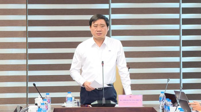 Phó Tổng giám đốc Tập đoàn Phan Xuân Thủy phát biểu chỉ đạo tại buổi làm việc