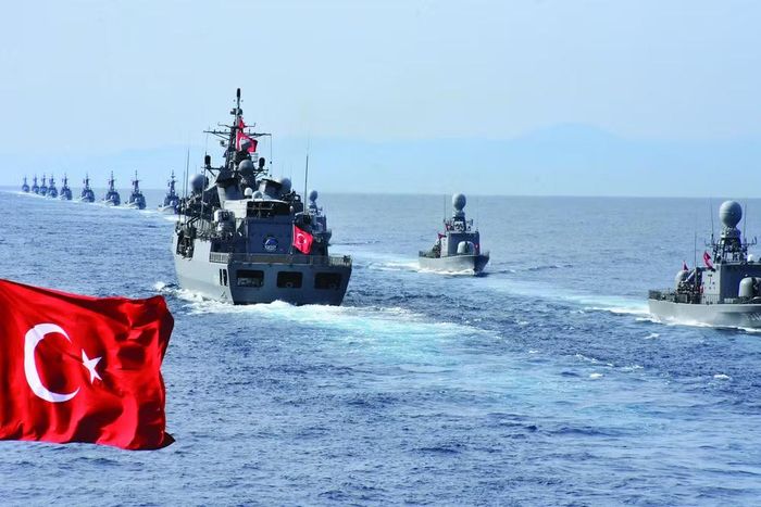 Căng thẳng hiện tại giữa Athens và Ankara hoàn toàn có thể bùng phát thành xung đột vũ trang, cho thấy sự bất lực hoàn toàn của Washington trong việc điều hòa mối quan hệ giữa các đồng minh của mình.