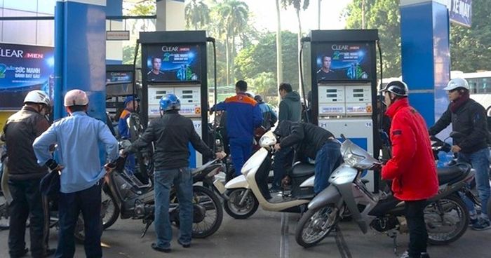 Giá các mặt hàng xăng dầu trong kỳ điều hành tối 14/3/2026 không thay đổi so với ngày 12/3/2026.