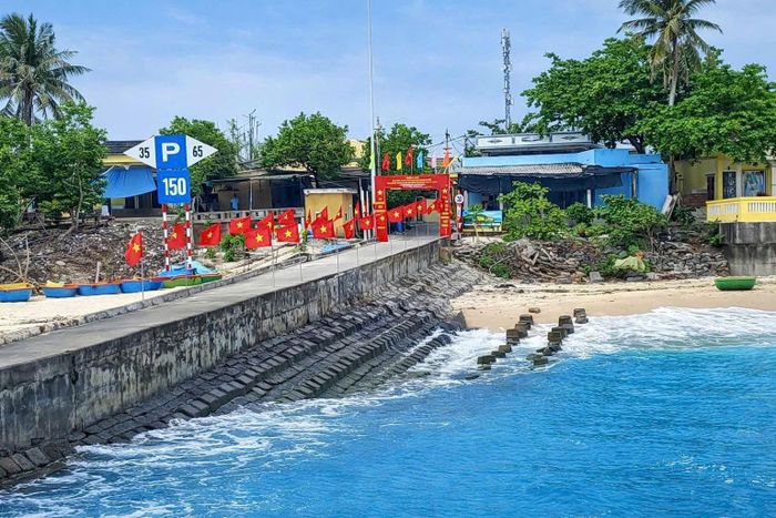 Đảo Bé là nơi thường bị cô lập khi biển động.