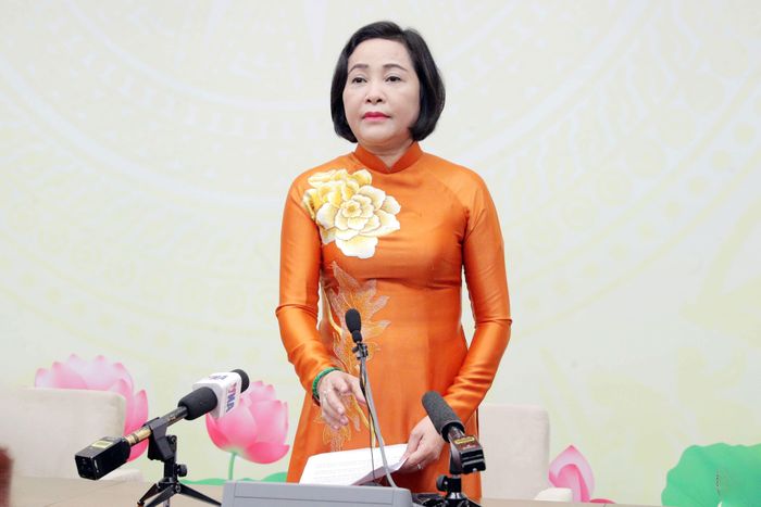 Phó Chủ tịch Quốc hội Nguyễn Thị Thanh - Ủy viên Hội đồng Bầu cử Quốc gia thông tin về tình hình bầu cử. Ảnh: Hồ Long