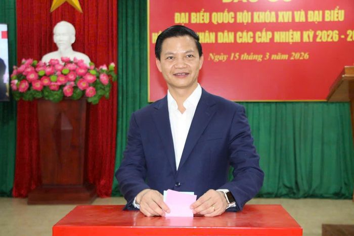 Chủ tịch UBND tỉnh Thái Nguyên Vương Quốc Tuấn thực hiện quyền bầu cử