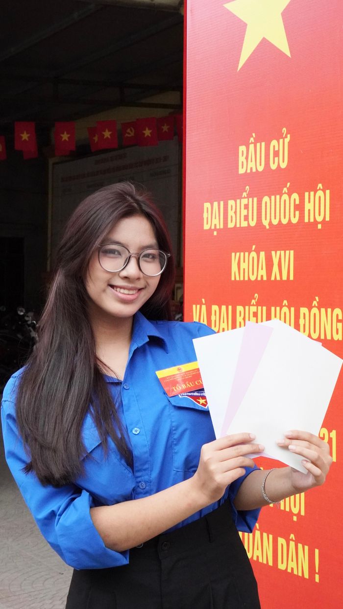 Hà Xuyên cảm thấy tự hào vì được đóng góp cho ngày hội non sông.